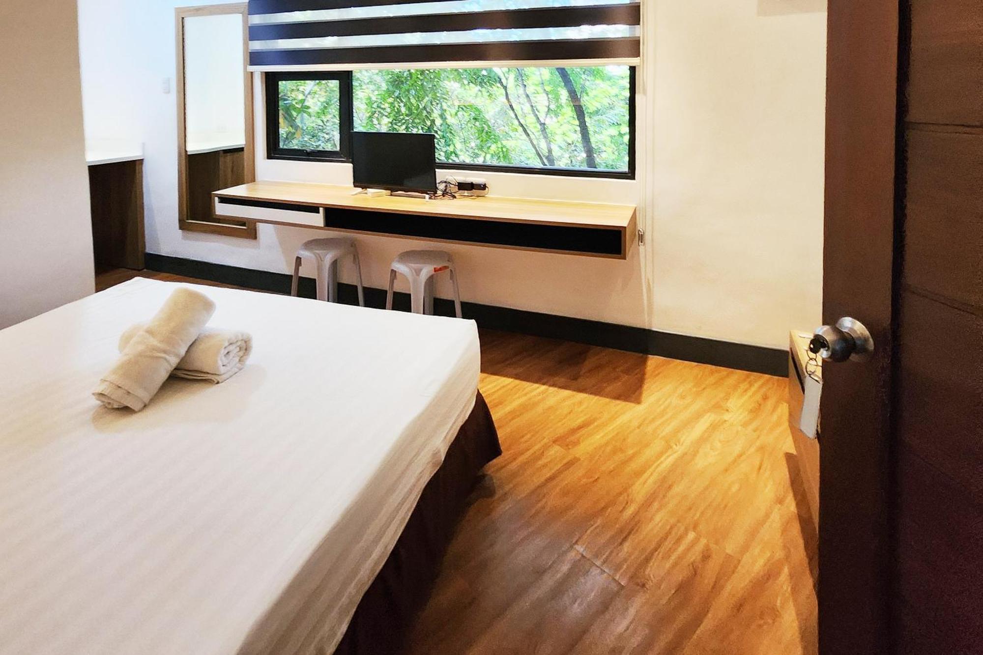 Boulevard Pension Hotel Cebu Exterior photo