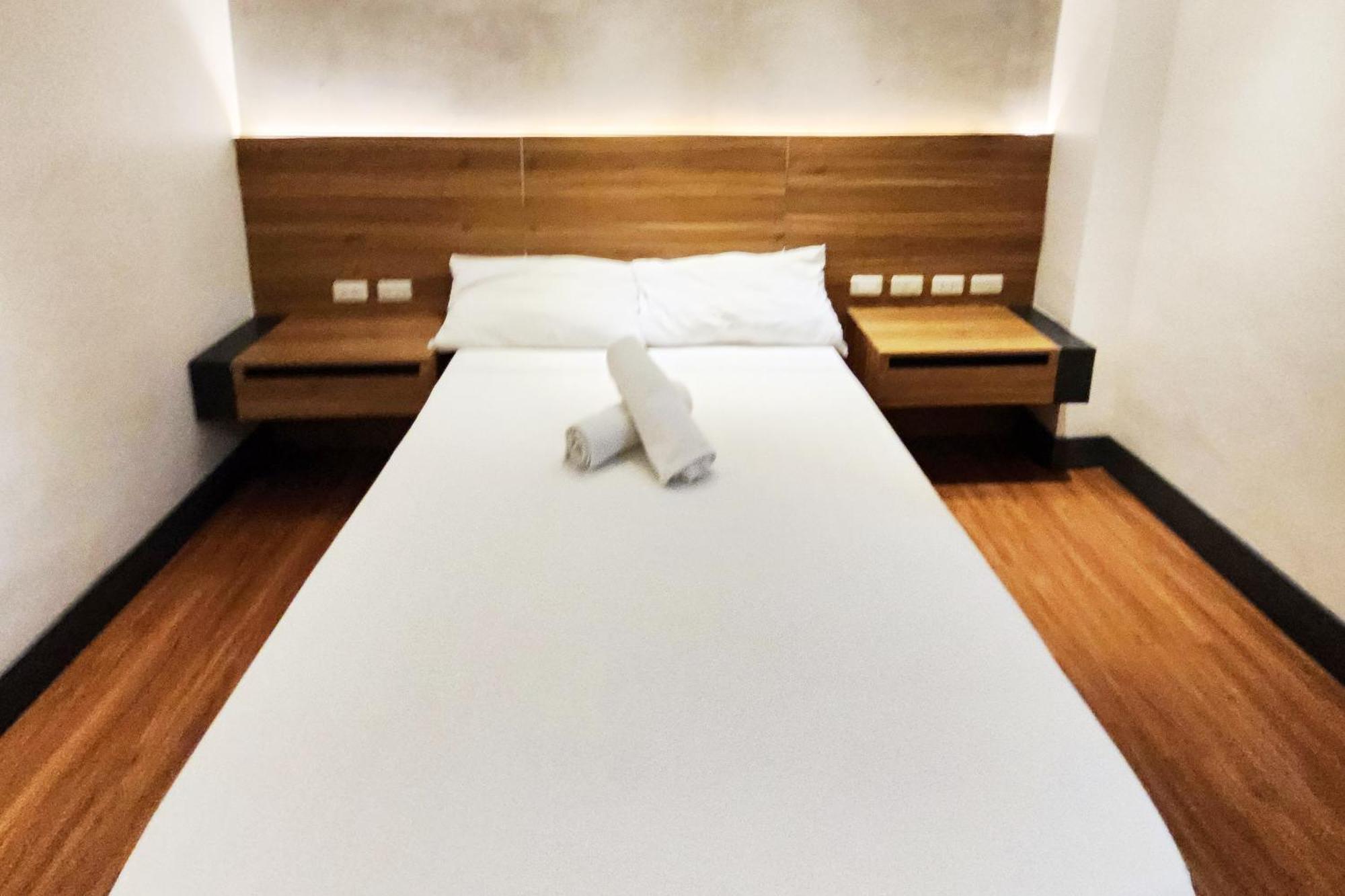 Boulevard Pension Hotel Cebu Exterior photo